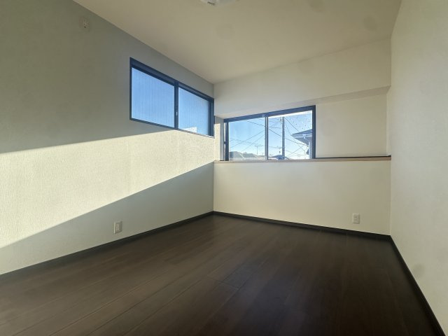 八街市泉台2丁目中古戸建の洋室