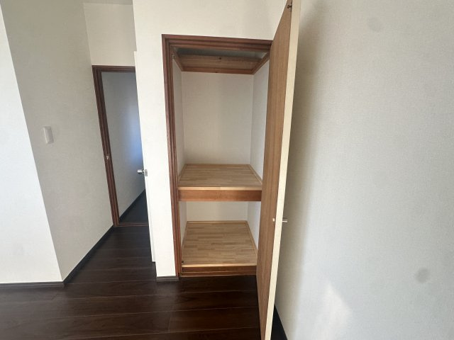 八街市泉台2丁目中古戸建の収納