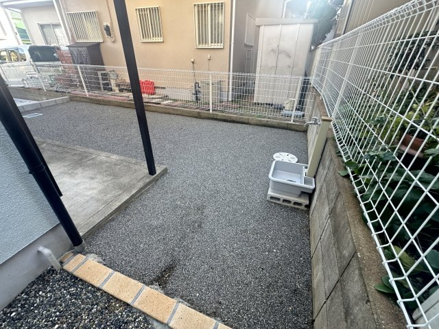 八街市泉台2丁目中古戸建の庭