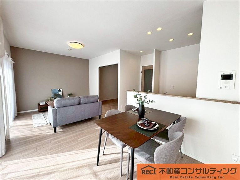 ライオンズマンション住吉川の居間・リビング