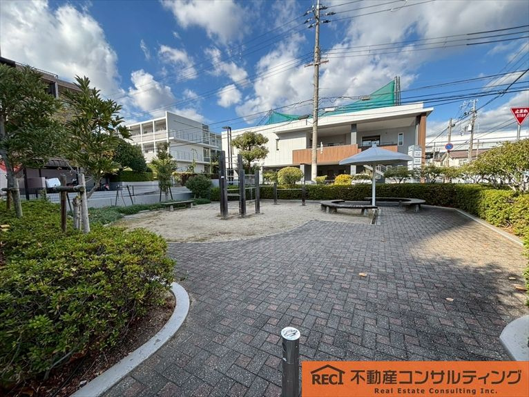 ライオンズマンション住吉川の周辺