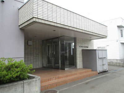 【エントランス】 | エスビーハイツ幌西