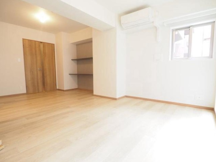 【居間・リビング】