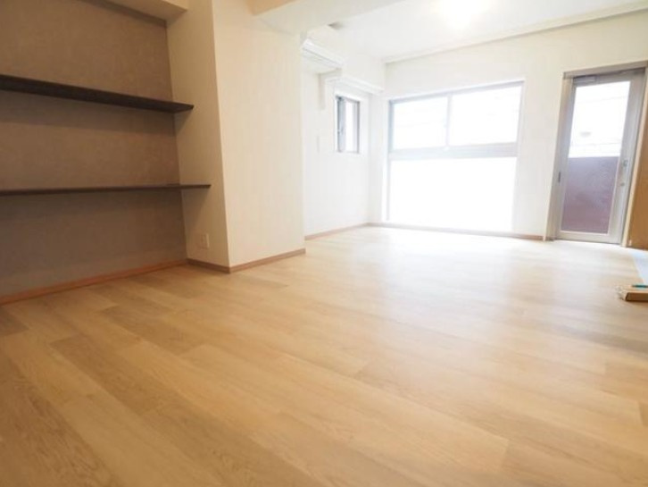 【居間・リビング】