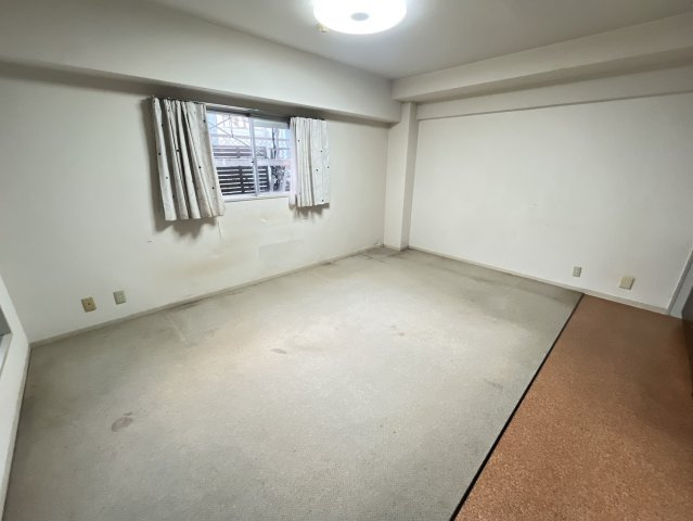 グローバル野路の居間・リビング