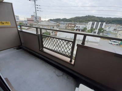 【バルコニー】 | ヒューマンプレイス | 落ち着いた時間を過ごせるバルコニーです