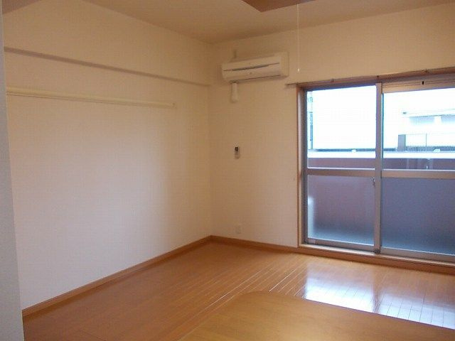 【居間・リビング】 | ベラルデ | おしゃれな居間です