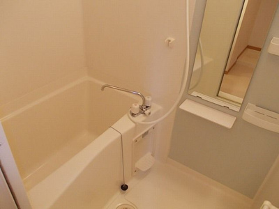 【浴室】 | ベラルデ | コンパクトで使いやすいお風呂です