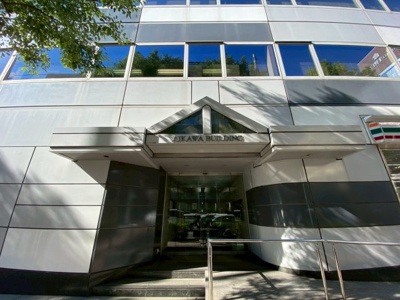 【エントランス】 | アイカワビルディング