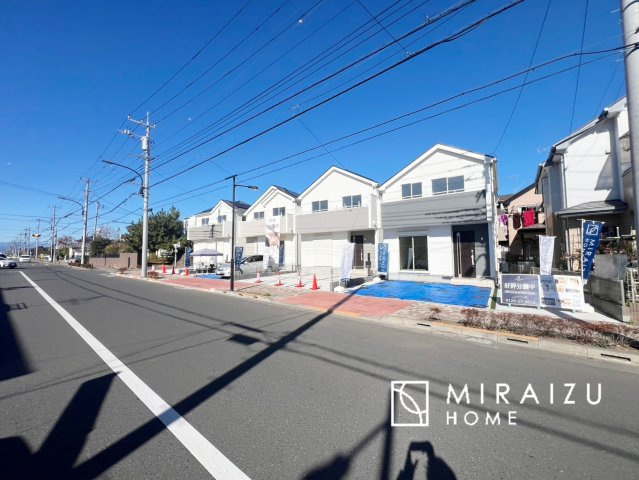 【前面道路含む現地写真】 | 日当たりの良いお家は嬉しいですよね。それぞれ価値観が分かれる箇所です、実際に内覧して日当たりの心地よさをご体感下さいね♪