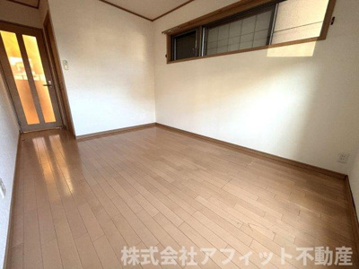 【居間・リビング】 | セキュールローズ | 洋室6.7帖