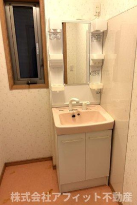 【洗面所】 | セキュールローズ | 洗髪洗面化粧台