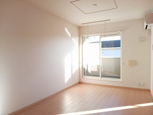 ロッソフィオーレＣの居間・リビング