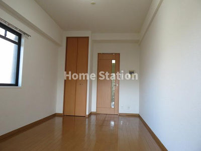 【洋室】 | ル・プルミエ・シャピトゥル福島