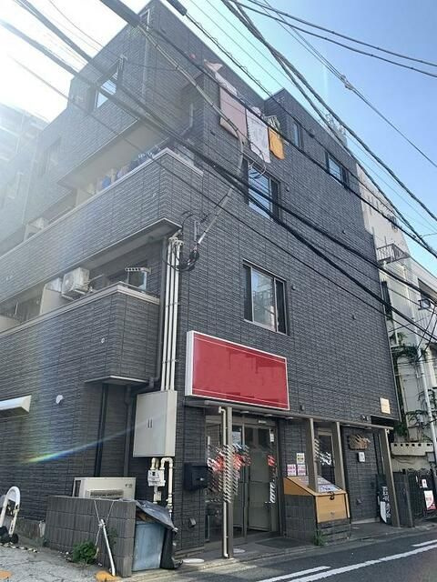 Ｒａｆｆｉｎｅ　Ｈ＆Ｍの外観