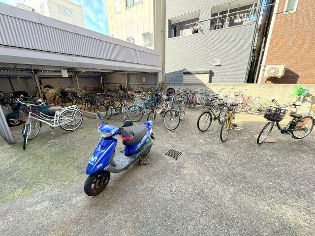 ロイヤルクイーンズパーク上新庄のその他共用部分