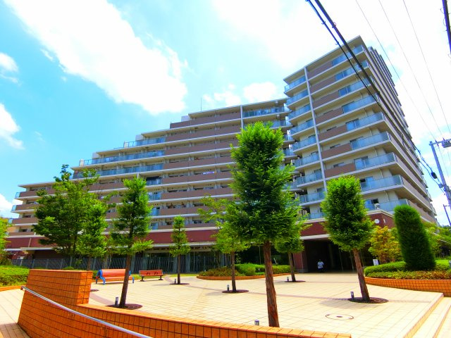 マスターズステージ泉ヶ丘の外観