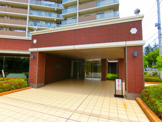 マスターズステージ泉ヶ丘のエントランス