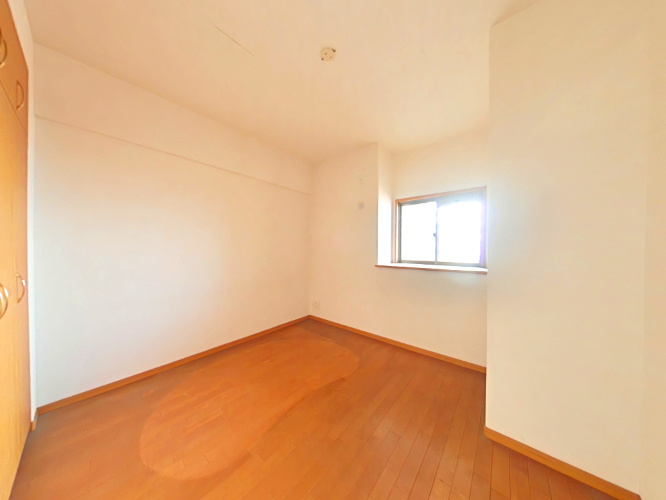 アルファステイツ倉敷駅前の洋室|・洋室（２）
南側洋室になります。