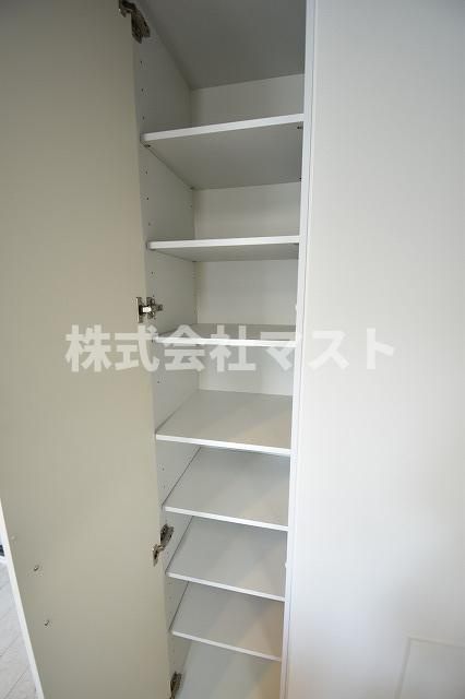 エステムプラザ南船場レジスタの収納|他号室参考写真