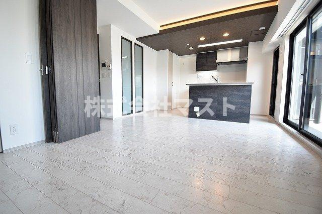 エステムプラザ南船場レジスタの居間・リビング|他号室参考写真