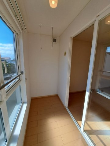 スローモーションの内装