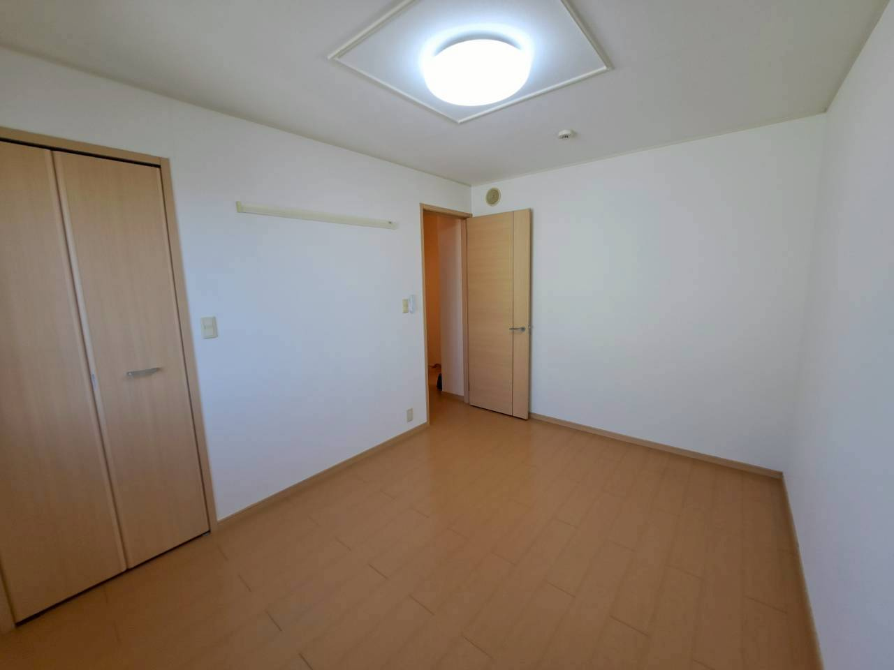 スローモーションの内装