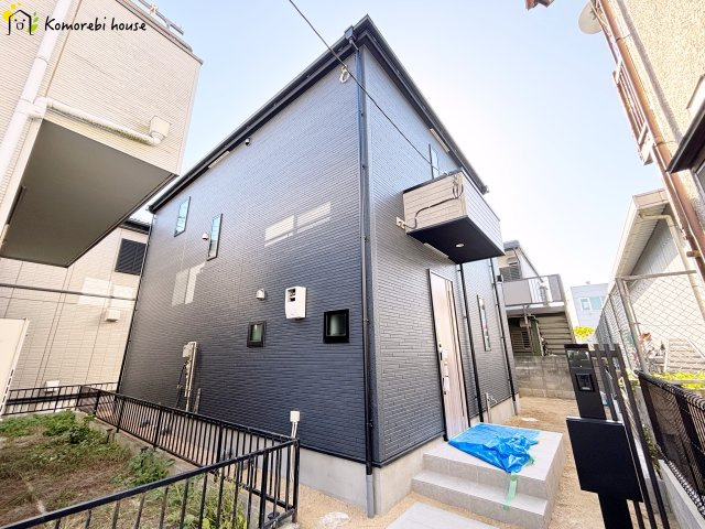 伊奈町栄　4期　新築一戸建て　グラファーレ　01