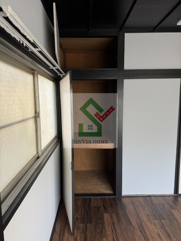 石神貸家の収納