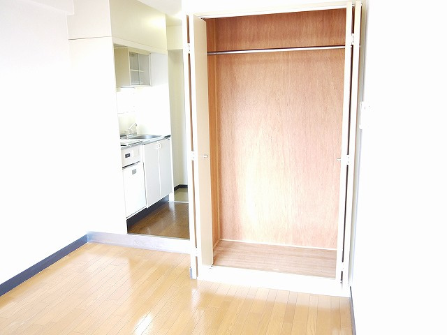 三芳ビルの収納|大きなものも収納できそうです