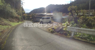 【前面道路含む現地写真】 | 飯能市上直竹下分 | 来客用駐車場