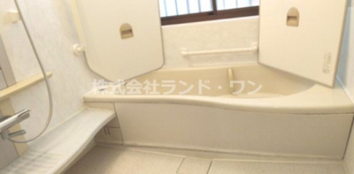 【玄関】 | 飯能市上直竹下分 | 室内から見た玄関