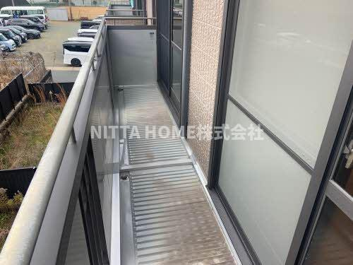 グランシードＡ・Ｂ・Ｃ・Ｄ・Ｅのバルコニー|南向きのワイドなバルコニーがついて便利ですね(*^_^*)