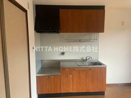 グランシードＡ・Ｂ・Ｃ・Ｄ・Ｅのキッチン|上下に収納がついているキッチンです◇