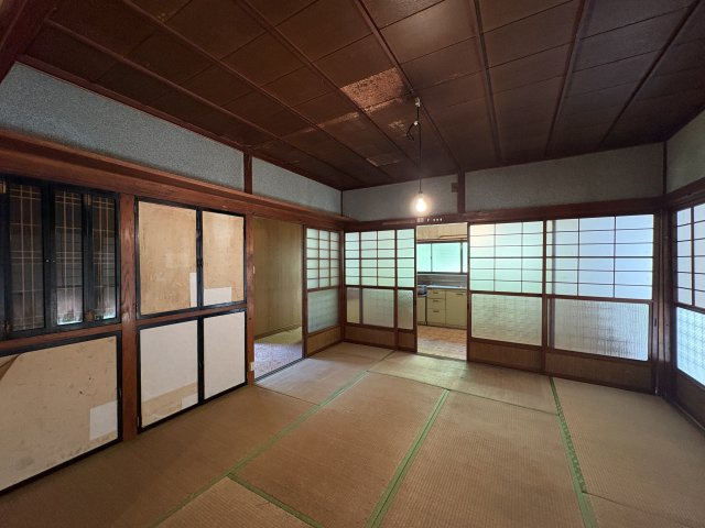 【居間・リビング】 | 石越町東郷貸家