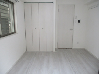 【洋室】 | パーサーズハイム泉崎