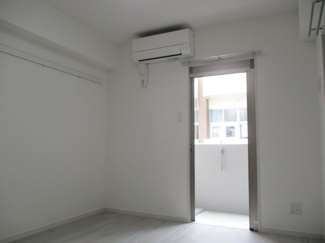 【洋室】 | パーサーズハイム泉崎