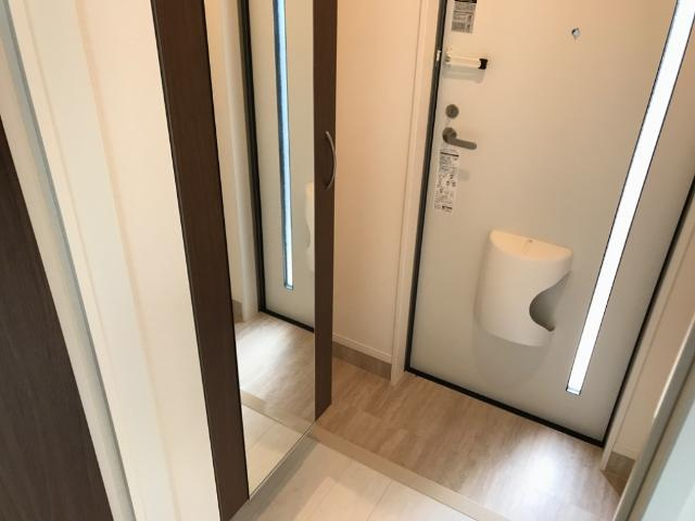 【玄関】 | ルシアス | 玄関