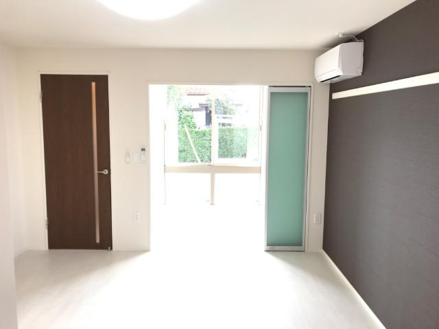 【内装】 | ルシアス | 洋室