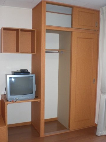 レオパレスグレースの居間・リビング