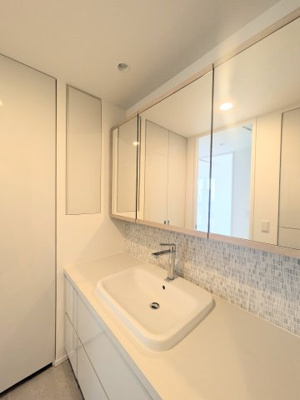 【洗面所】 | ローレルタワー ルネ浜松町