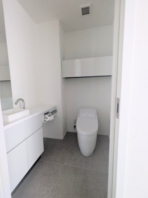 【トイレ】 | ローレルタワー ルネ浜松町