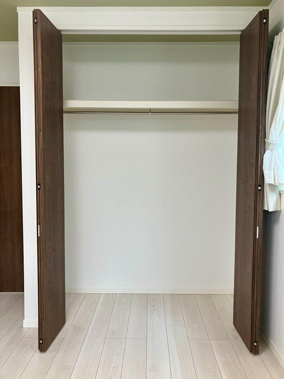 六角橋戸建の収納