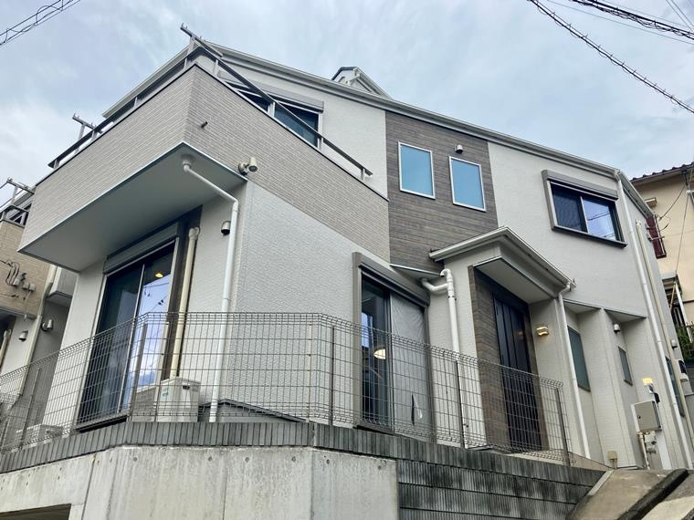 六角橋戸建の外観