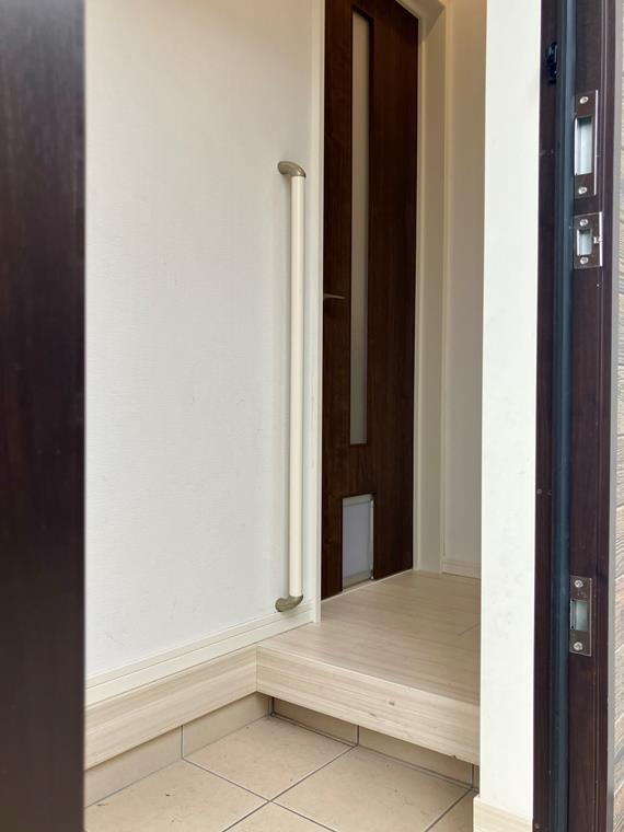 六角橋戸建のロビー