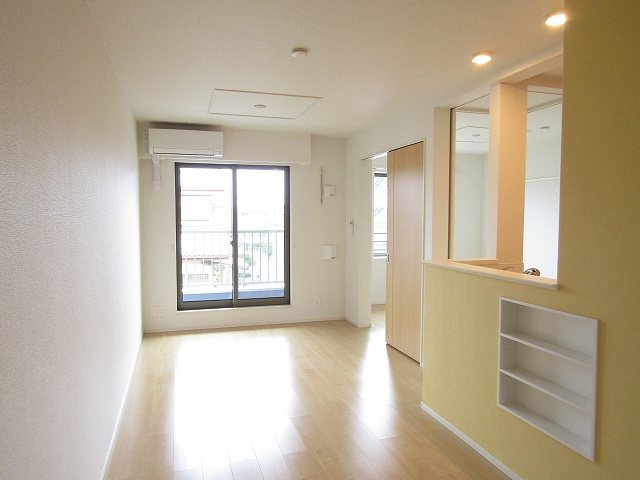 サニーレジデンスⅡの居間・リビング