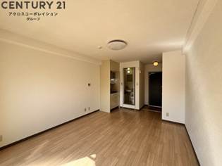 カーサ鹿谷の居間