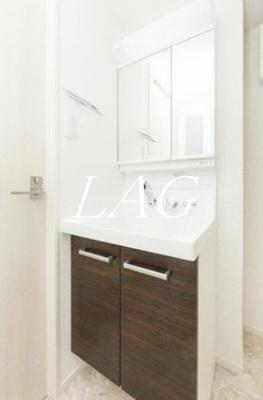 【洗面所】 | アルテシモアクレ | 独立洗面台です。