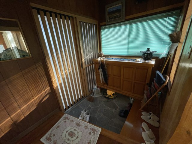 【玄関】 | 上山市鶴脛町　中古戸建