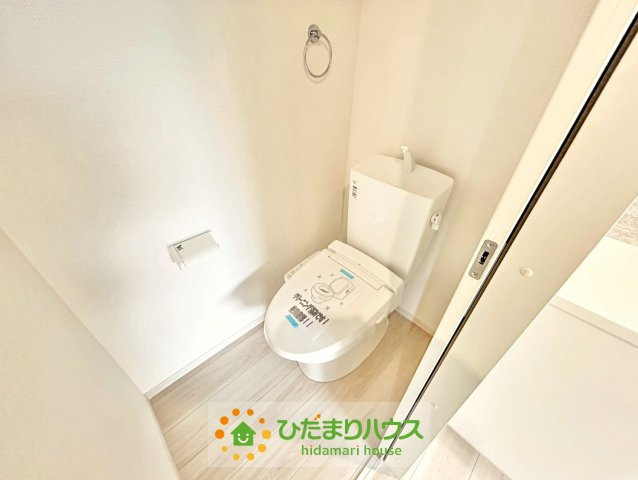 蓮田市馬込11期　新築一戸建て　リガーレのトイレ